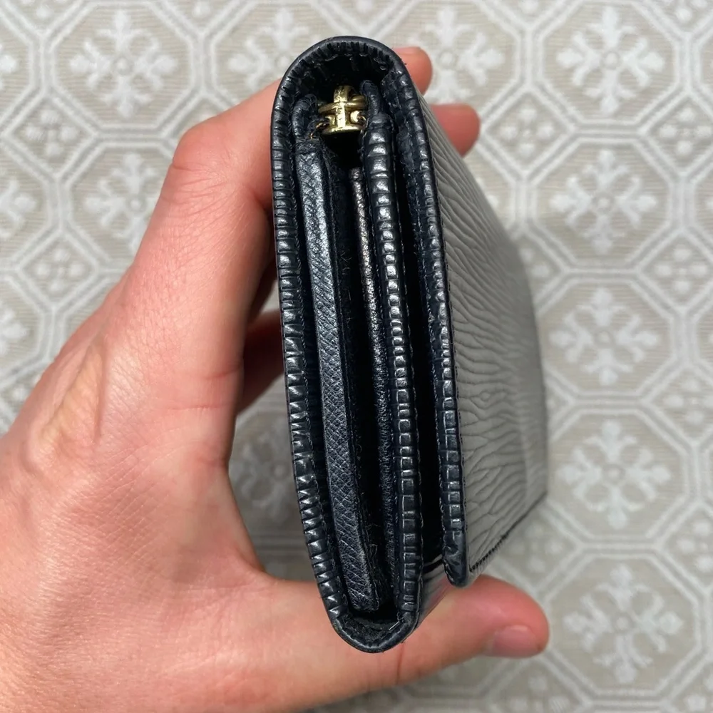 Authentic Louis Vuitton Black Epi Leather Wallet - Picture 4 of 12